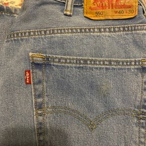 Mens Levi 550 jeans. 40x30, like new! Bootcut.